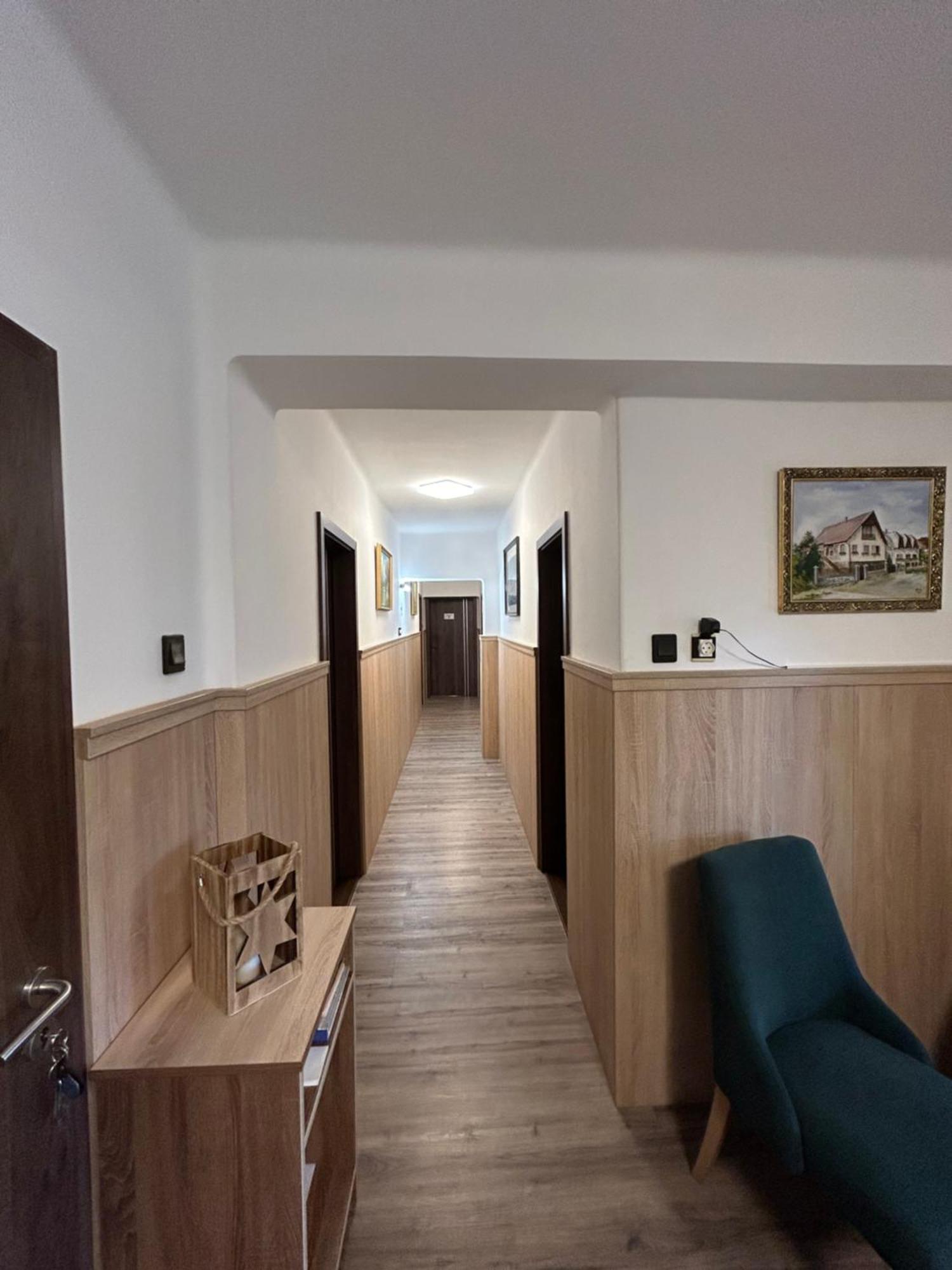 Toth Vendeghaz Hotel Buk Exterior photo